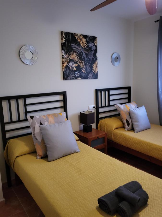 ¡Bajo Precioso Con Salida Directa A La Piscina Comunitaria En Paraiso De Vera! المظهر الخارجي الصورة